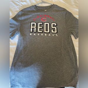 Reds t shirt